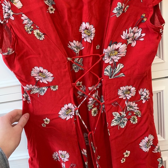 Dress - Picture 2 of 3